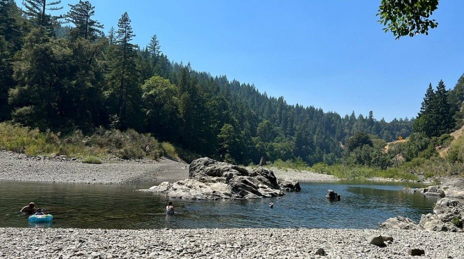 Standish-Hickey State Recreation Area, California, USA